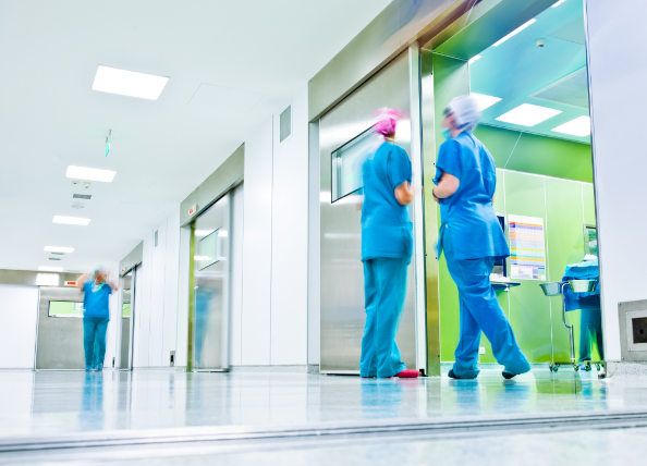hospital-staff-in-corridor